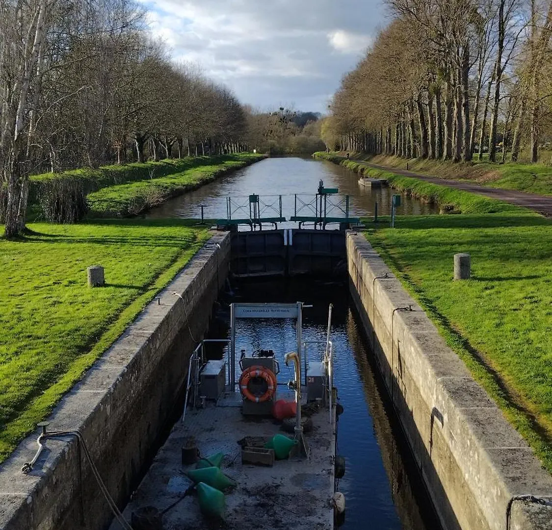 Gite Du Canal Josselin 0*,  Franciaország